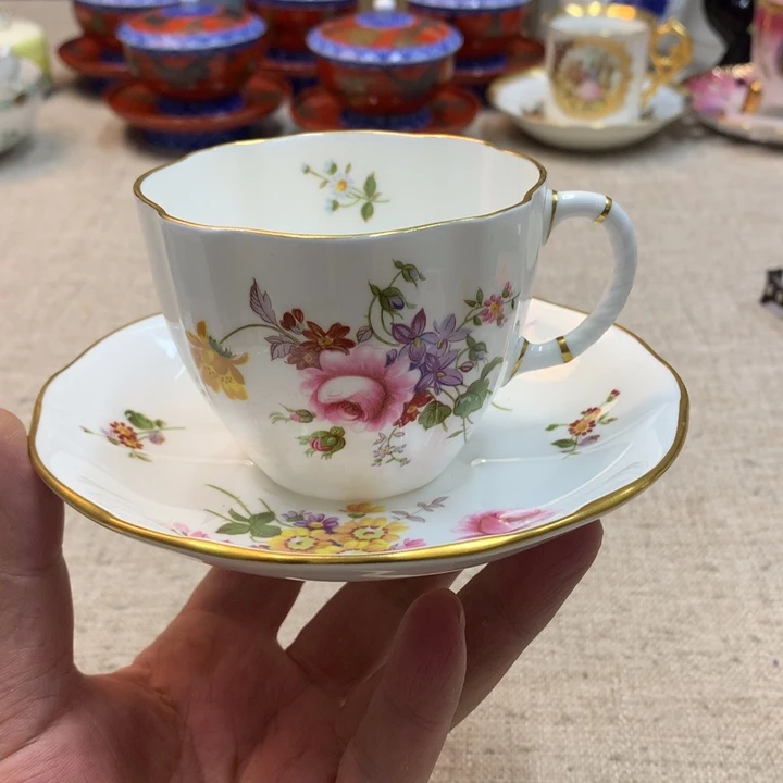 金瓷阁家的美丽瓷器