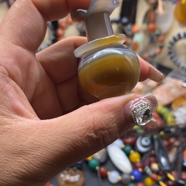 玛瑙/玉髓颈饰未镶嵌绿**踪