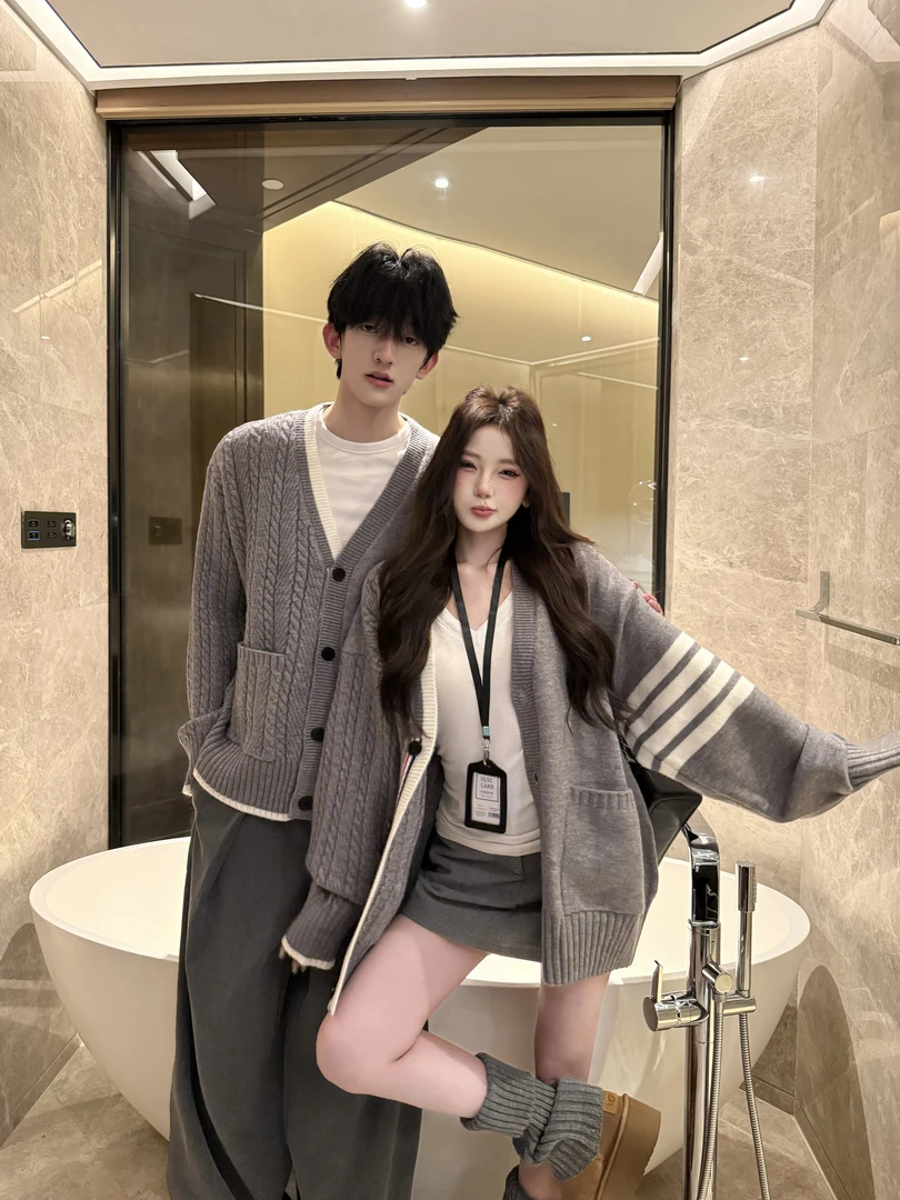 情侣装拼接学院风毛针织衫韩版针织包袖常规厚款宽松开衫潮