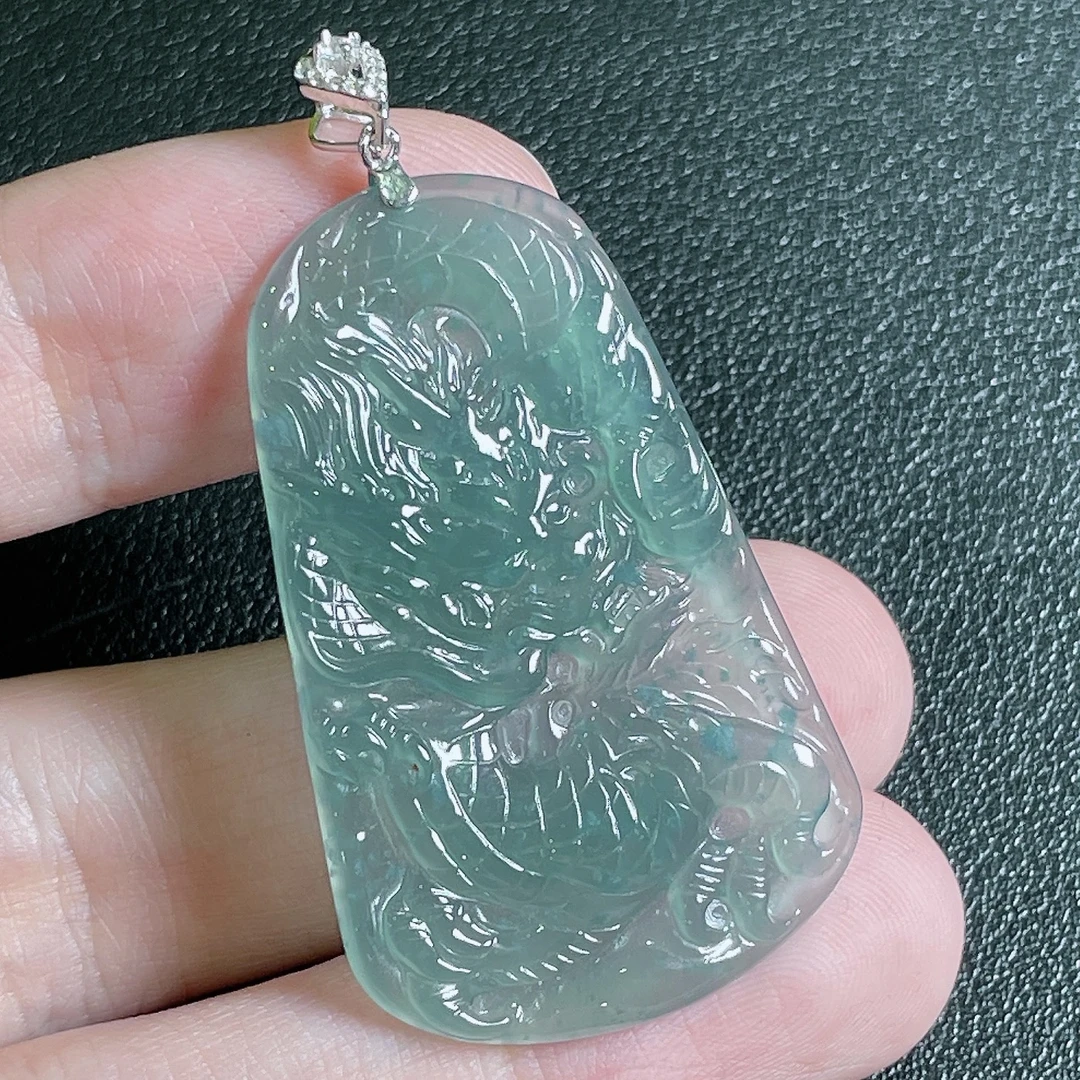 天然A货翡翠蓝冰龙牌吊坠12990