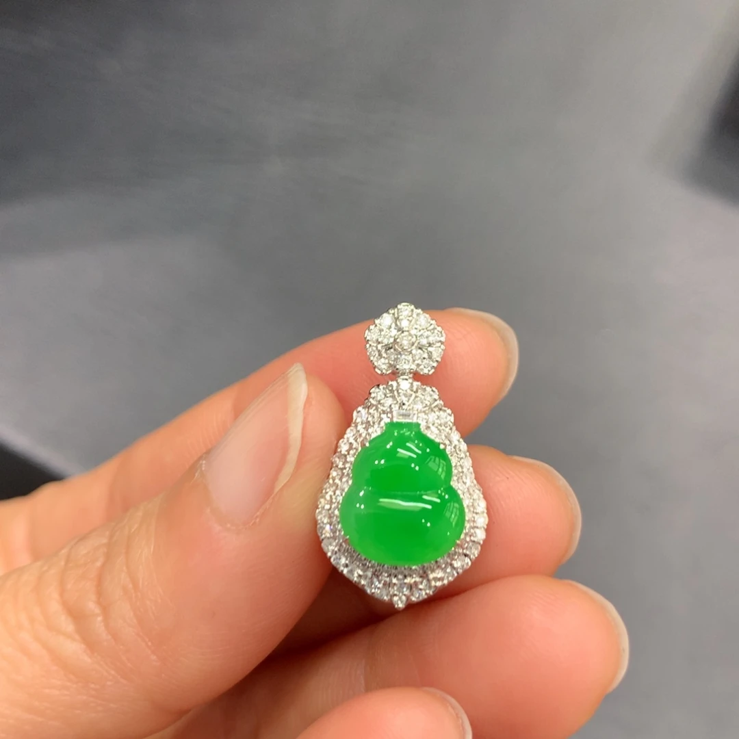 翡翠18K金镶嵌吊坠(不含链)