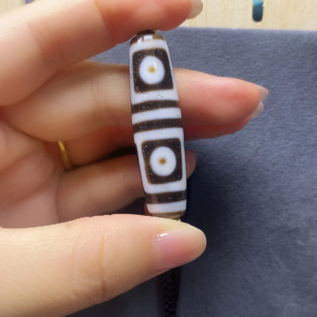 轻***写玛瑙/玉髓未镶嵌颈饰