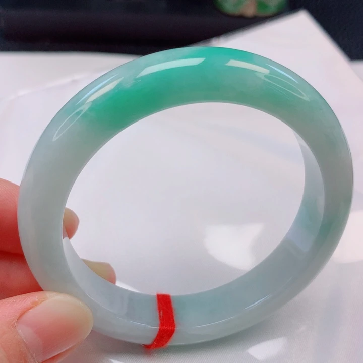 未镶嵌手镯翡翠56圈口