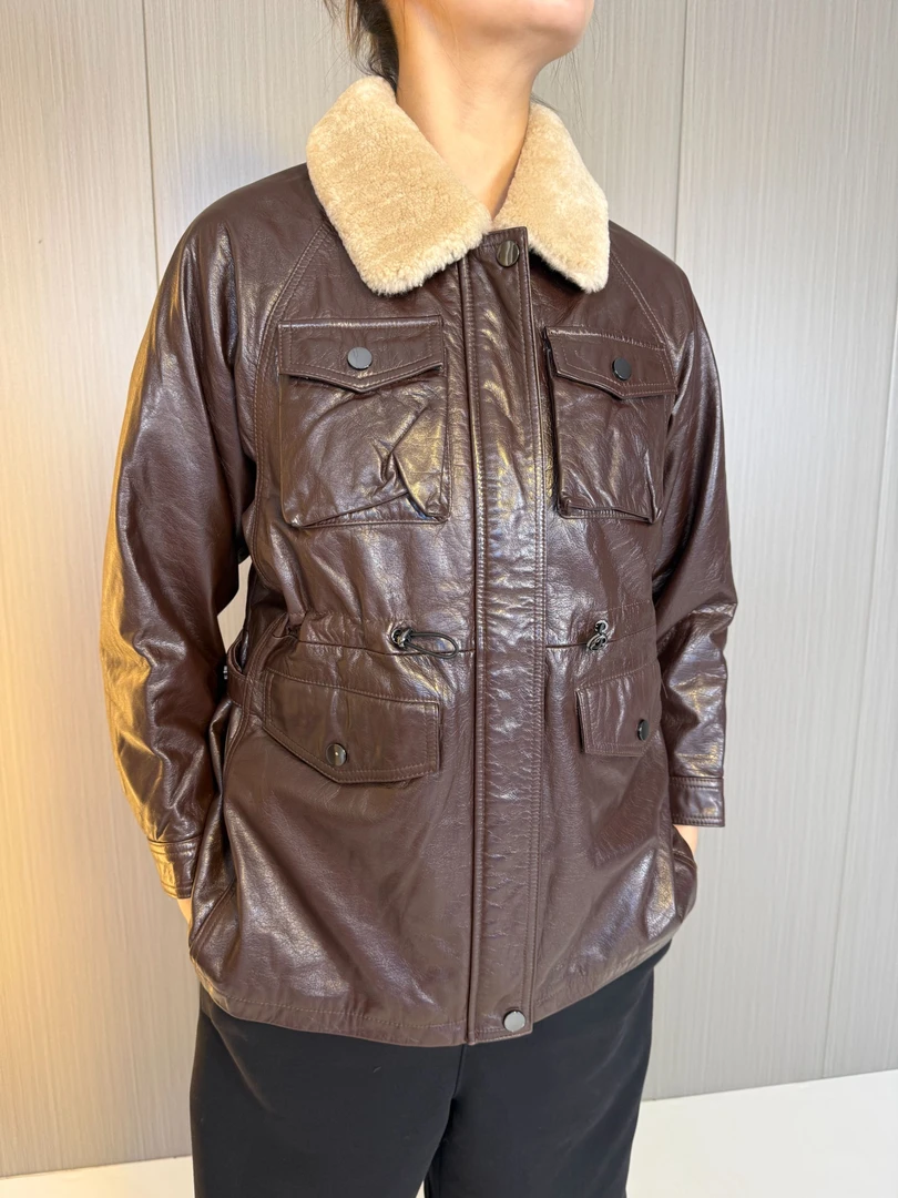 毛领牛皮油蜡夹克 秋冬女款时尚