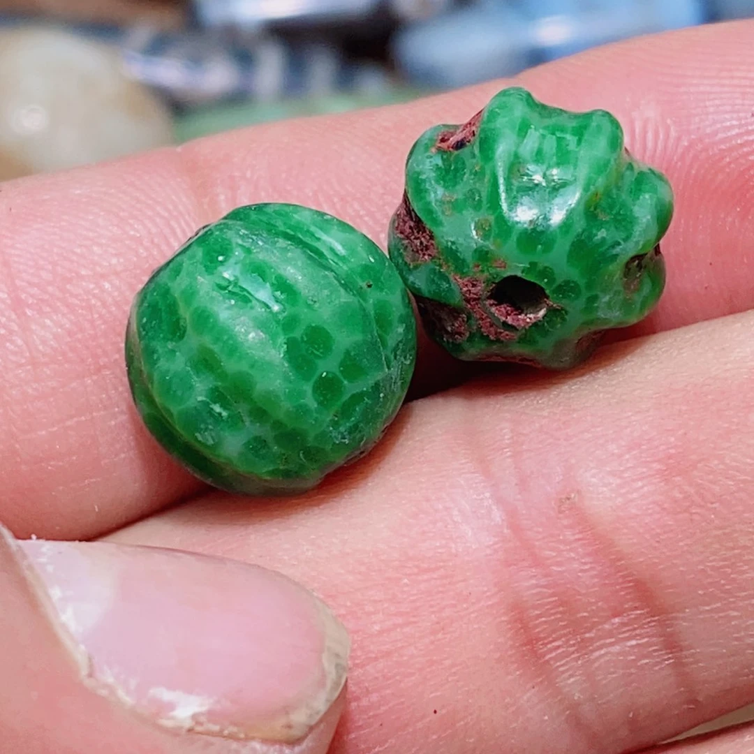 DIY琉璃有***春珠子的颜色是蓝色的