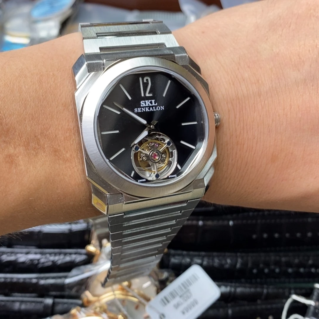 孤品闪电购手表一只