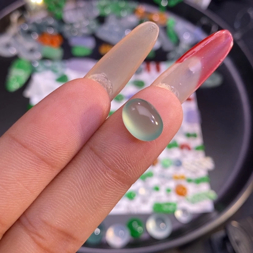 【闪购商品】翡翠挂件未镶嵌蛋