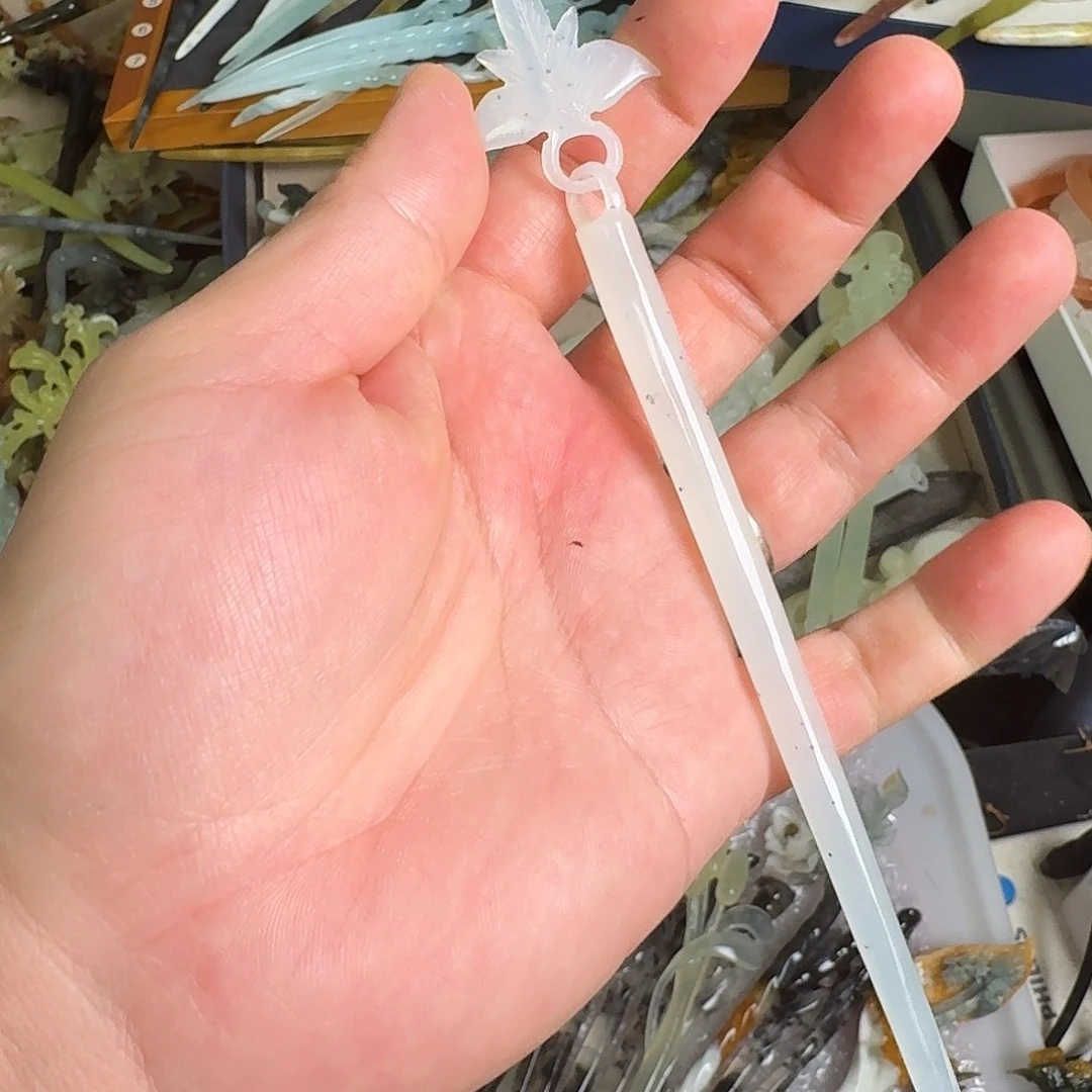 蛇纹石玉未镶嵌发饰