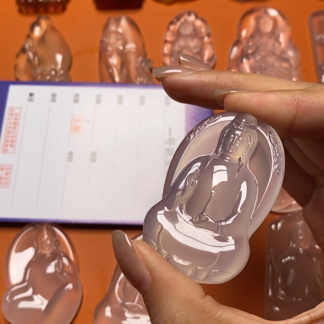 飞***玛瑙/玉髓未镶嵌吊坠