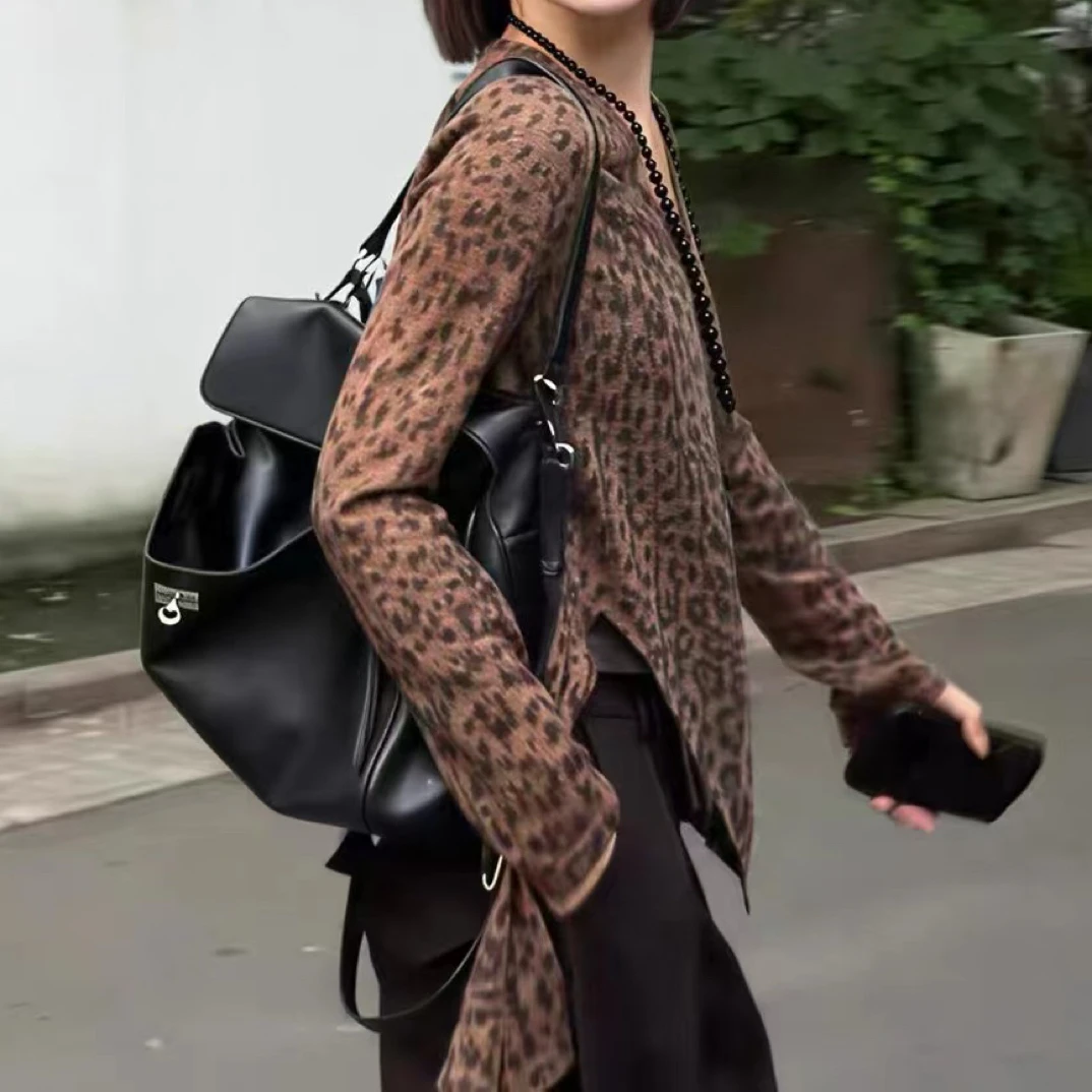 【月姐家】2025新款美式复古潮流设计感豹纹长袖T恤女韩版显瘦上衣