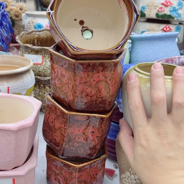 多肉绿植陶瓷花盆9.9包邮，有孔