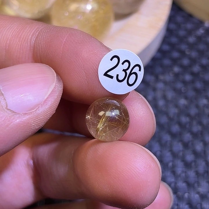 琦****水晶吊坠(不含链)未镶嵌