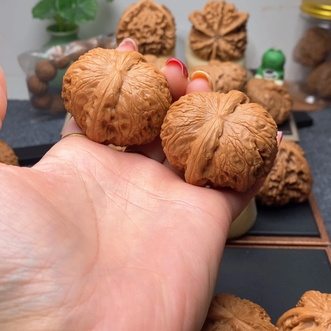 文玩核桃吊坠元宝45