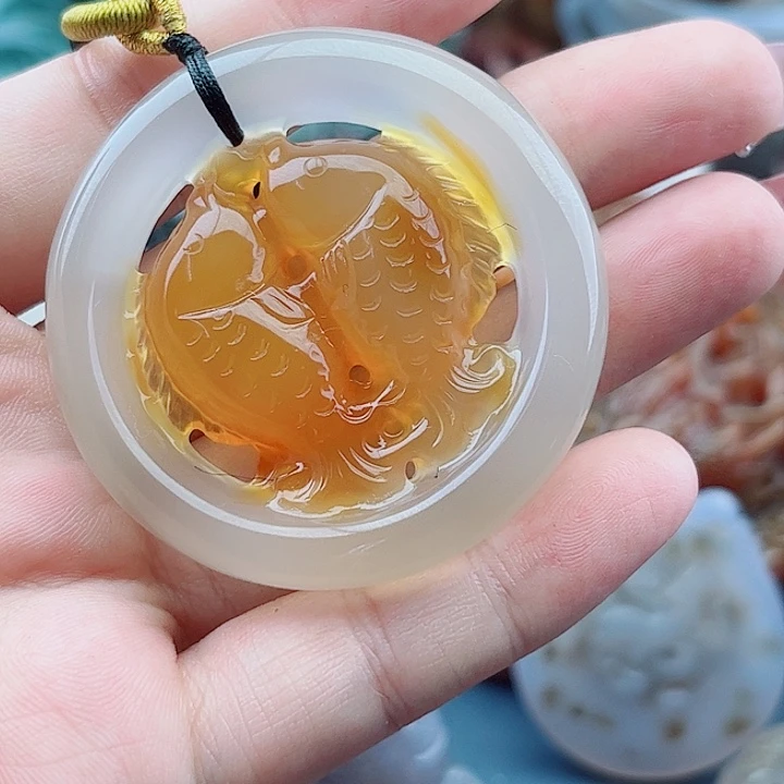 寻***鱼未镶嵌玛瑙手饰吊坠