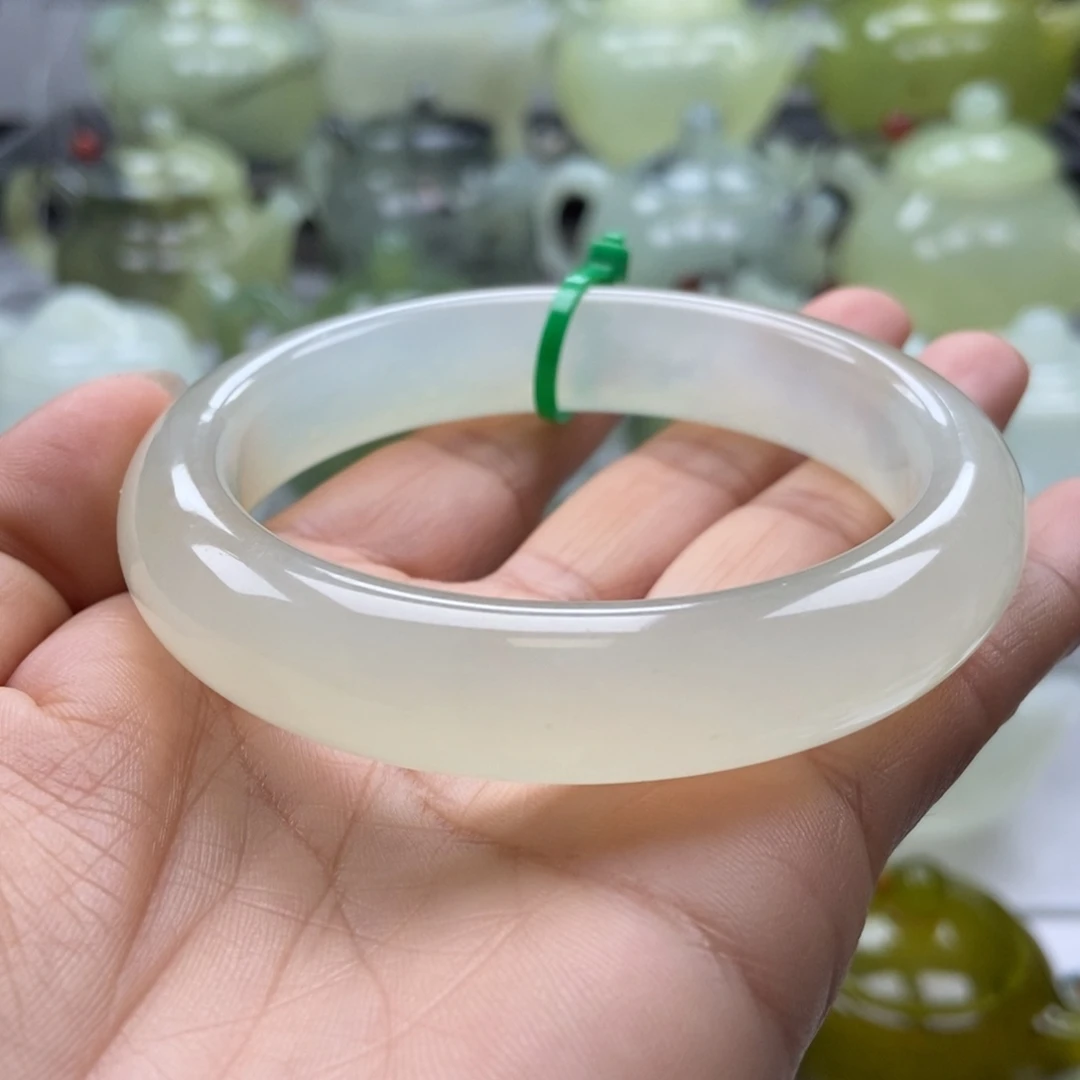 蛇纹石玉未镶嵌手镯60