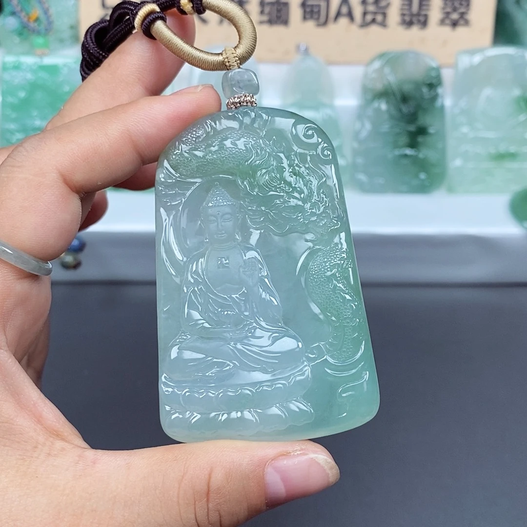 o***o翡翠未镶嵌颈饰翡翠
