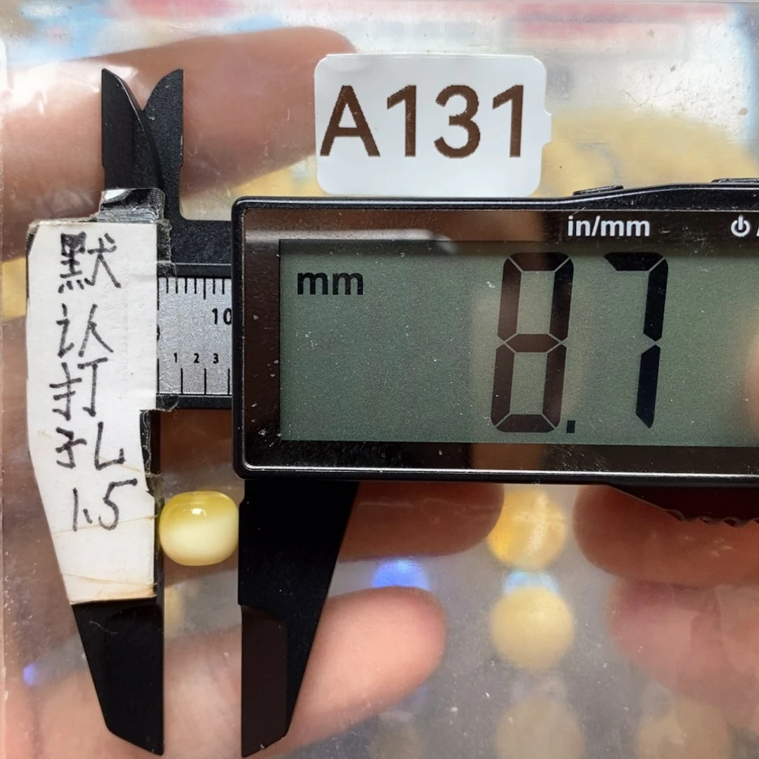 未镶嵌蜜蜡裸石金瓷白