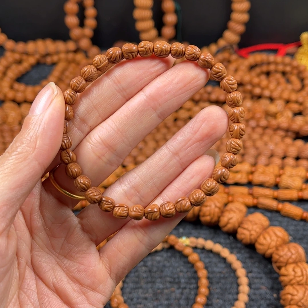 G***Y文玩核桃手串C12桃核手串