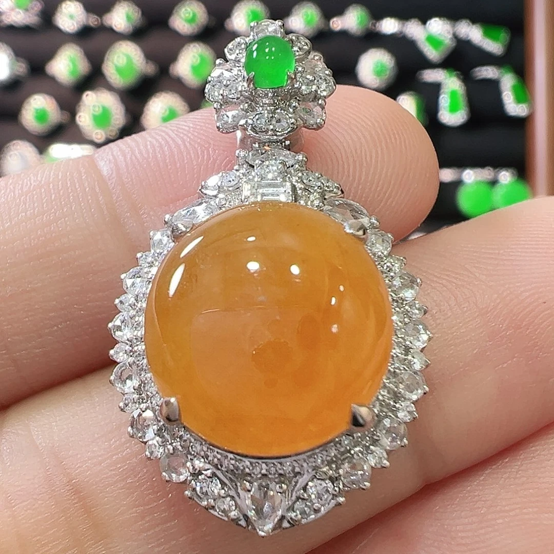 吊坠(不含链)18K金镶嵌翡翠