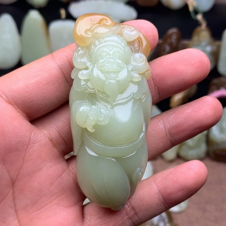 和田玉（糖玉）未镶嵌颈饰