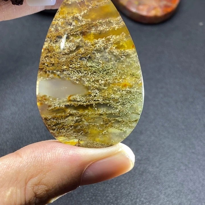 玛瑙/玉髓颈饰未镶嵌叶*桐