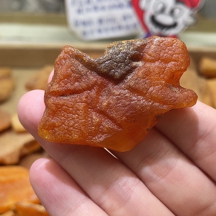 裸石琥珀未镶嵌香腊