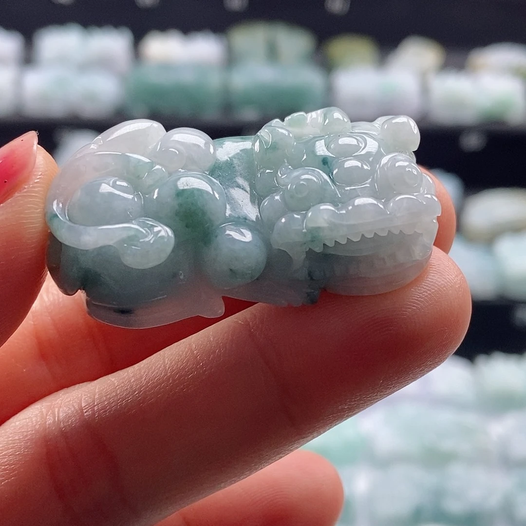 颈饰未镶嵌翡翠翡翠貔貅