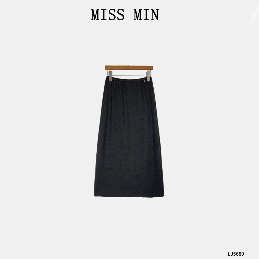 MISS MIN【温婉气质】高级感后开叉清冷系衣服显瘦百搭半裙LJ5689