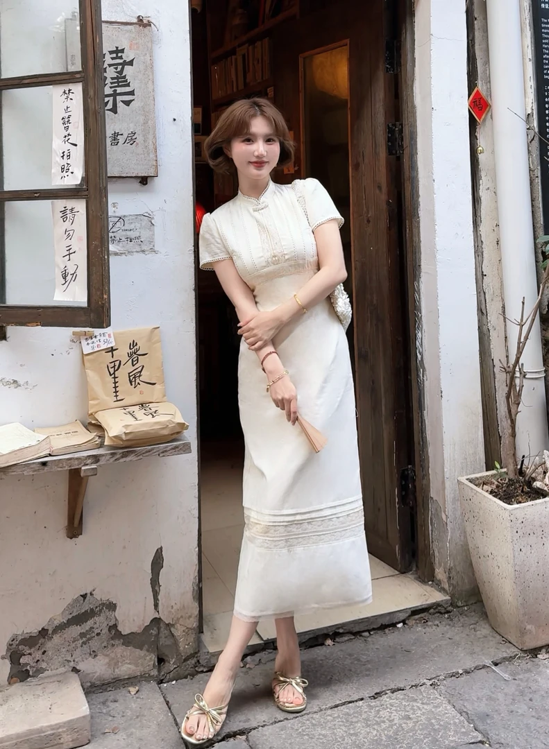 蕾英俊-春见好-春季旗袍领肌理感拼接蕾丝镂空花边气质长裙JF6063