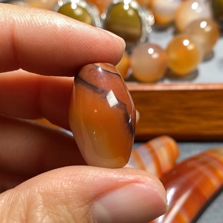 玛瑙/玉髓未镶嵌颈饰