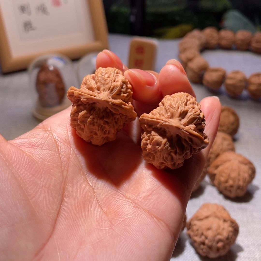 桃核把件33全品秦马