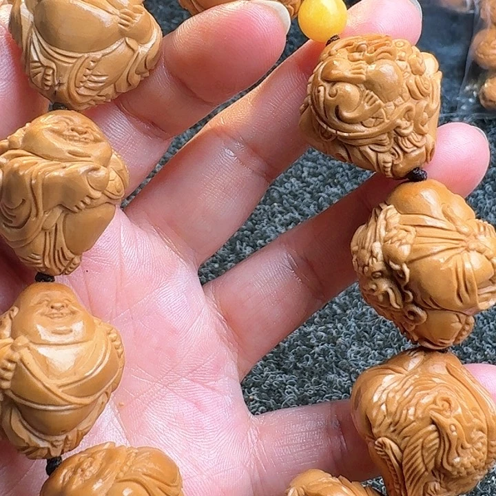 橄榄核吊坠橄榄瑞兽米勒