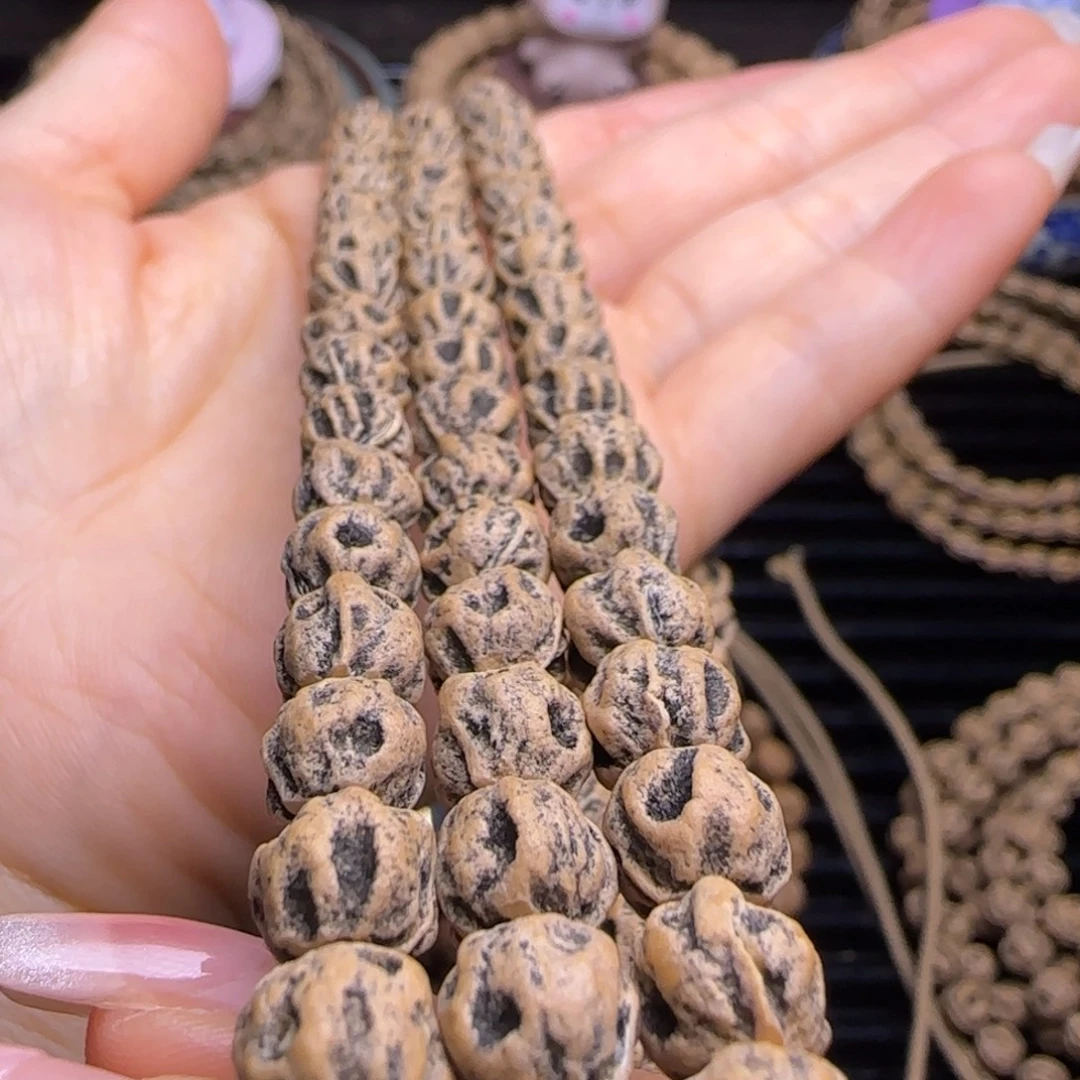 用***4吊坠柏香籽/百香籽