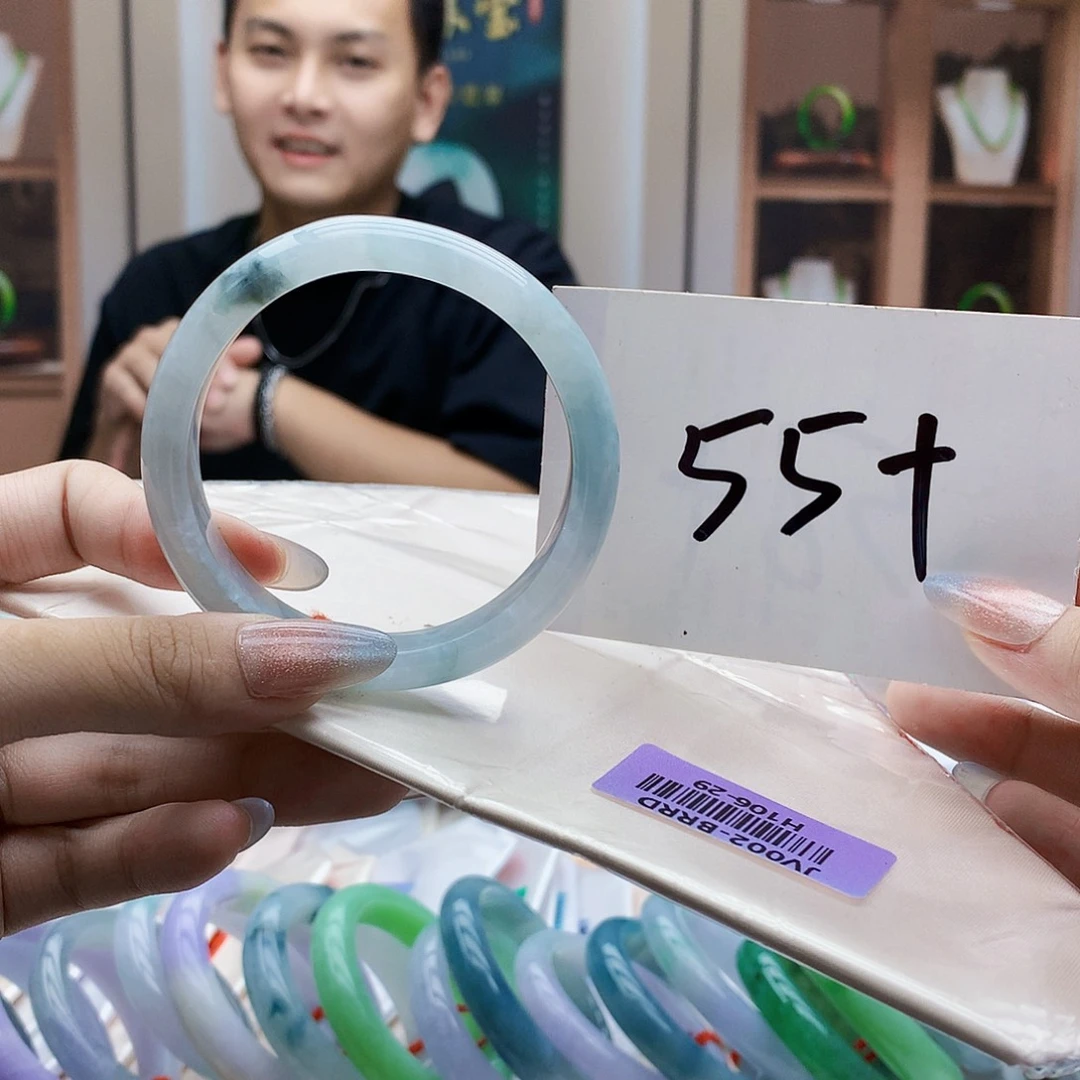 未镶嵌手镯翡翠vvvv