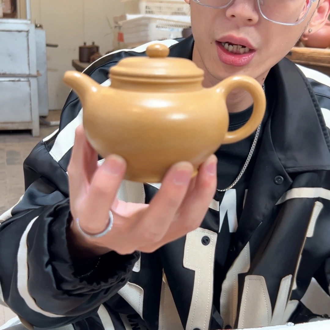 茶壶紫砂金黄段掇只瑕
