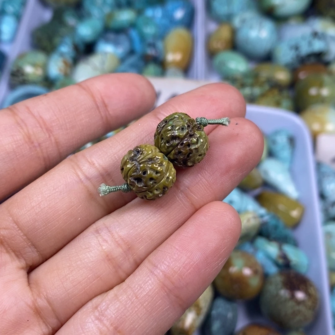 缘***汐绿松石未镶嵌颈饰