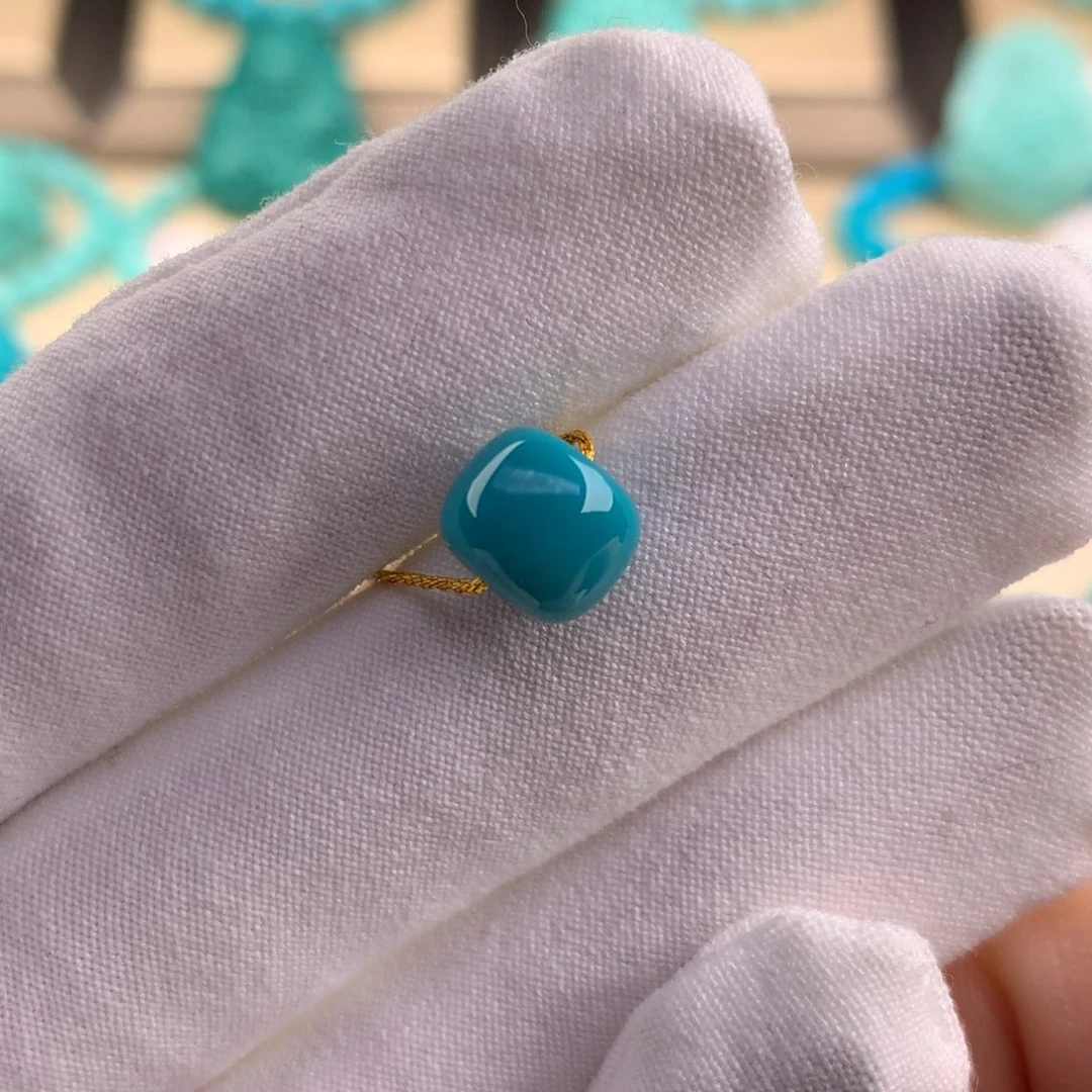 绿松石珠宝奇石未镶嵌8.8*7.5mm