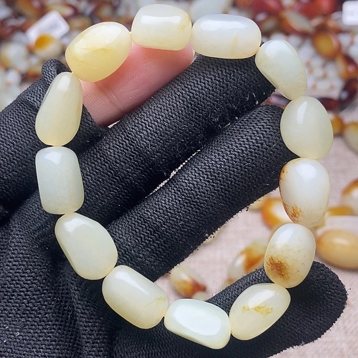 和田玉未镶嵌手链