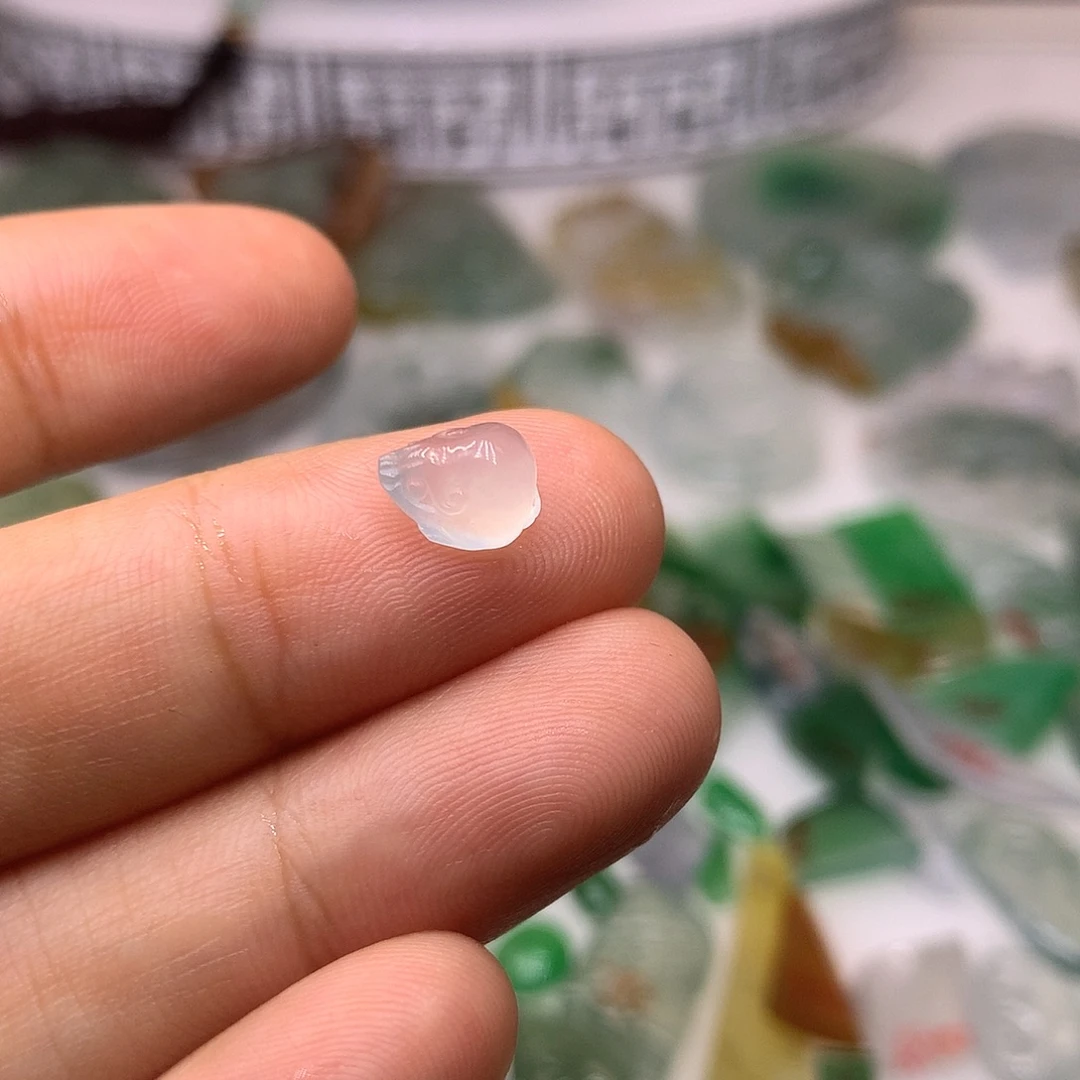 定制翡翠未镶嵌天然翡翠定制