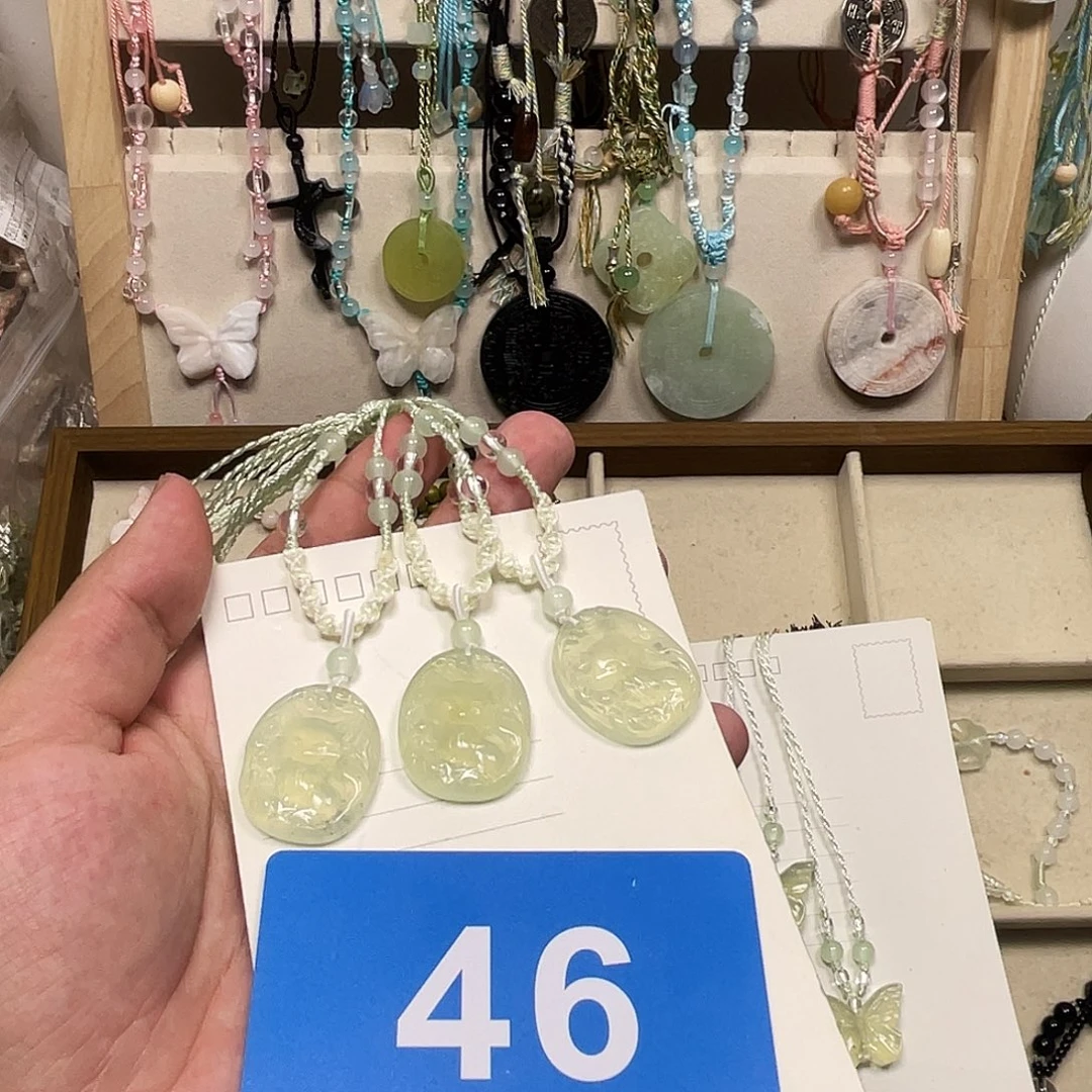 蛇纹石玉合金颈饰