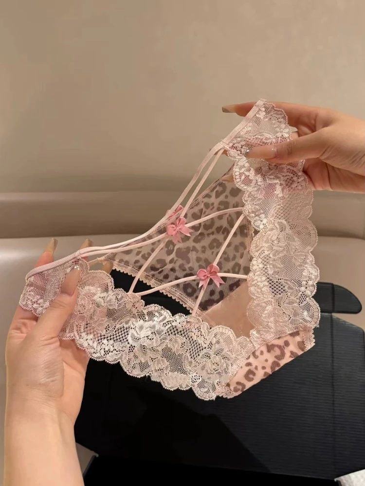 性感镂空露臀内裤女豹纹蕾丝欧美交叉系带低腰纯欲火辣三角裤女生