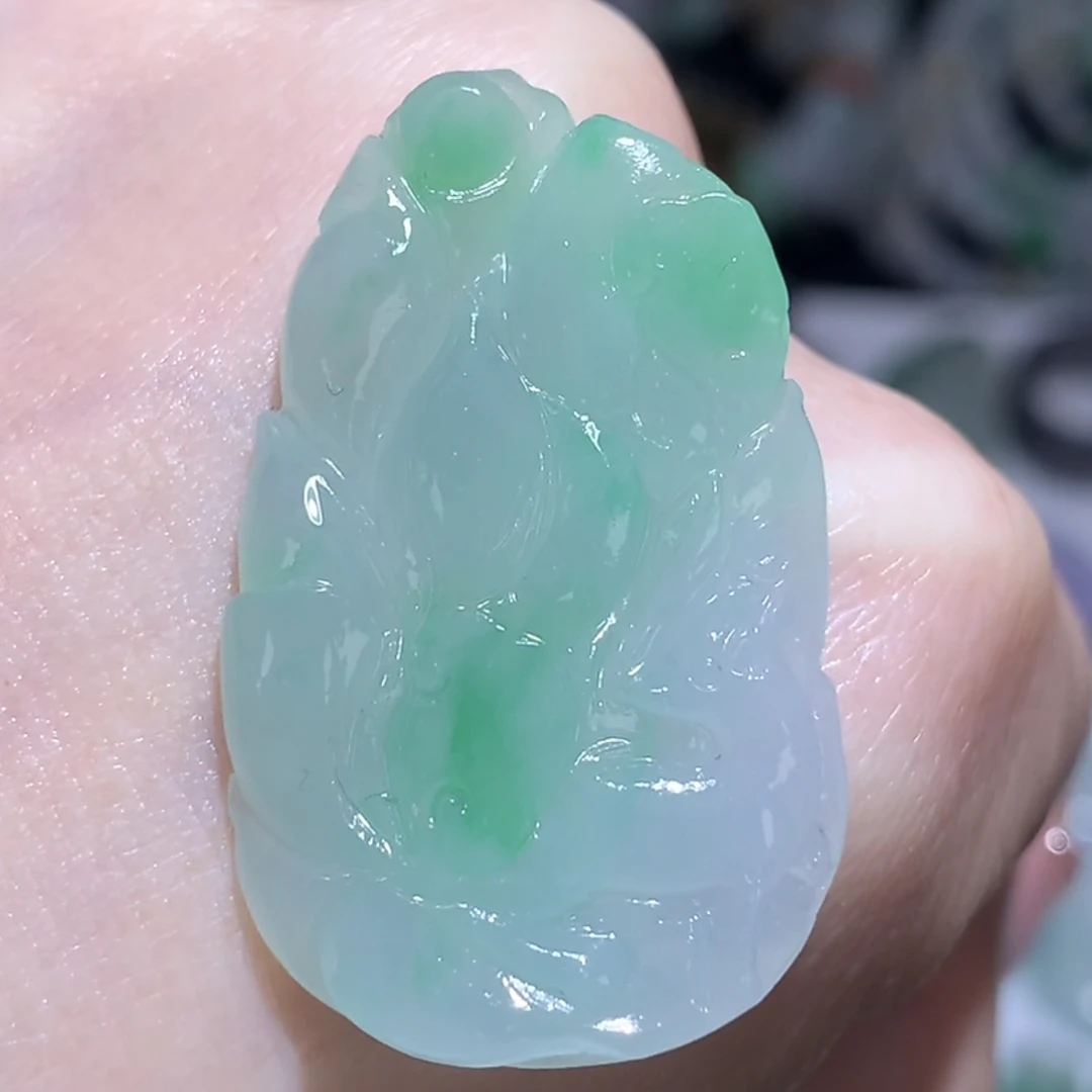 天然缅甸翡翠九尾狐