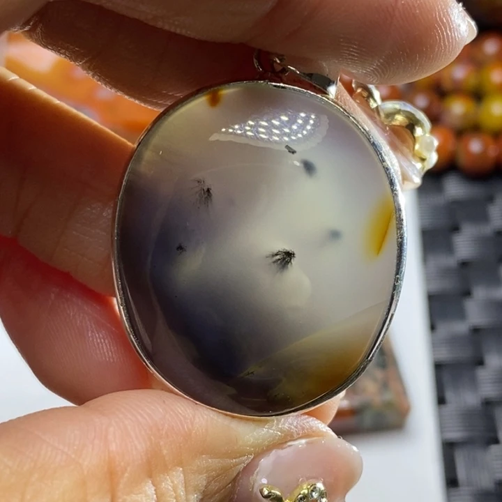 玛瑙/玉髓颈饰未镶嵌简****.