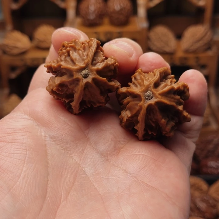 吊坠文玩核桃地*一DCLG精