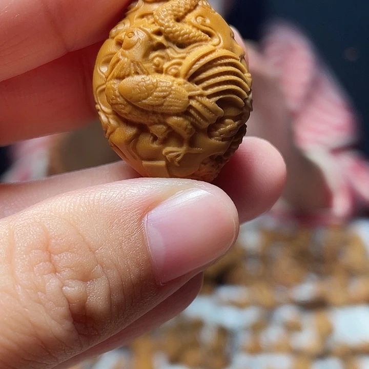 橄榄核吊坠橄榄球