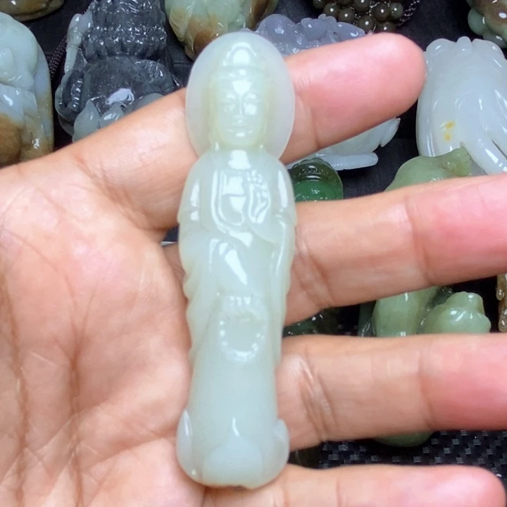 颈饰未镶嵌和田玉