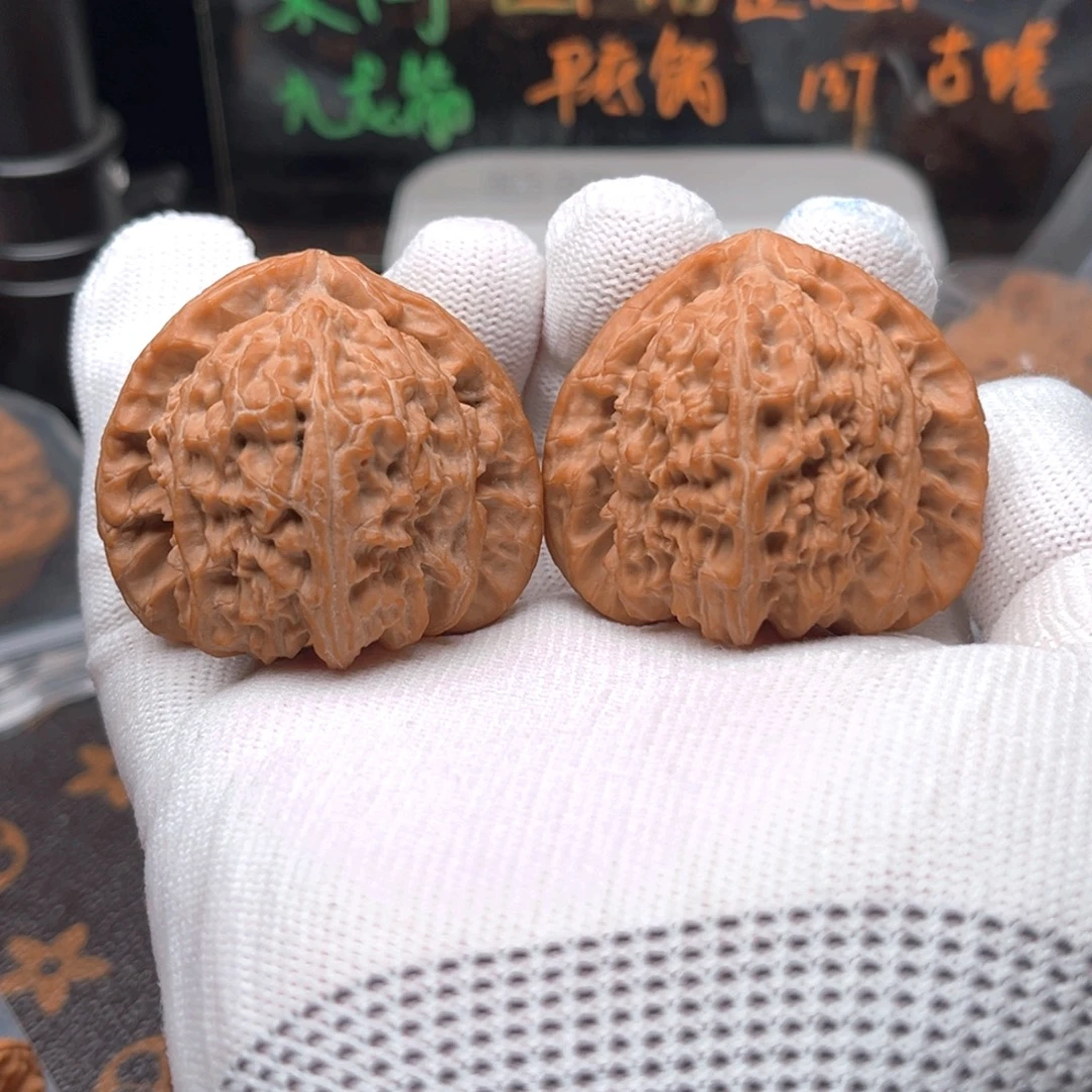 把件文玩核桃三角白