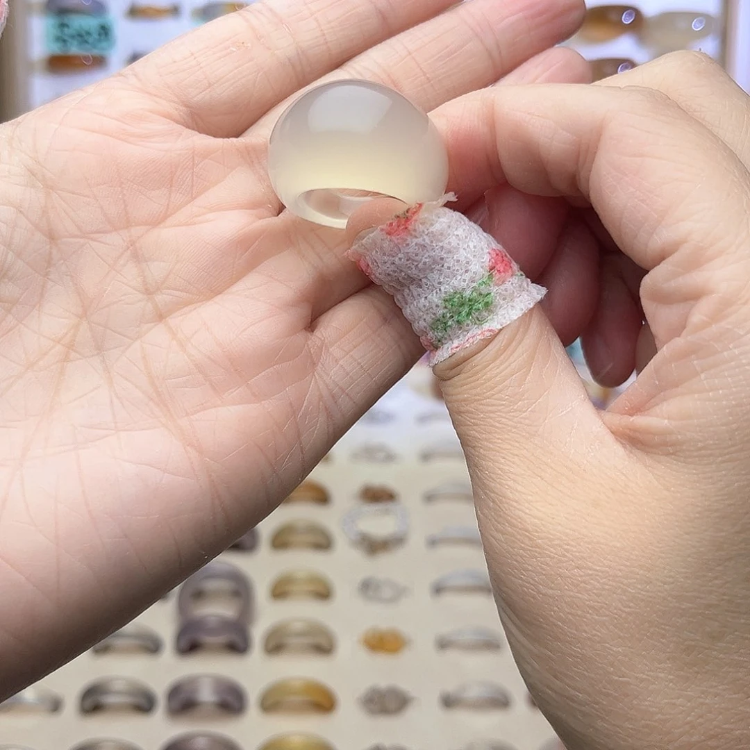 玛瑙/玉髓戒指未镶嵌