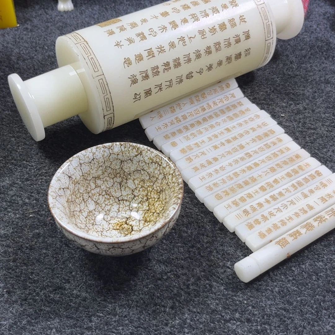 江***东精美手工制作瓷瓶