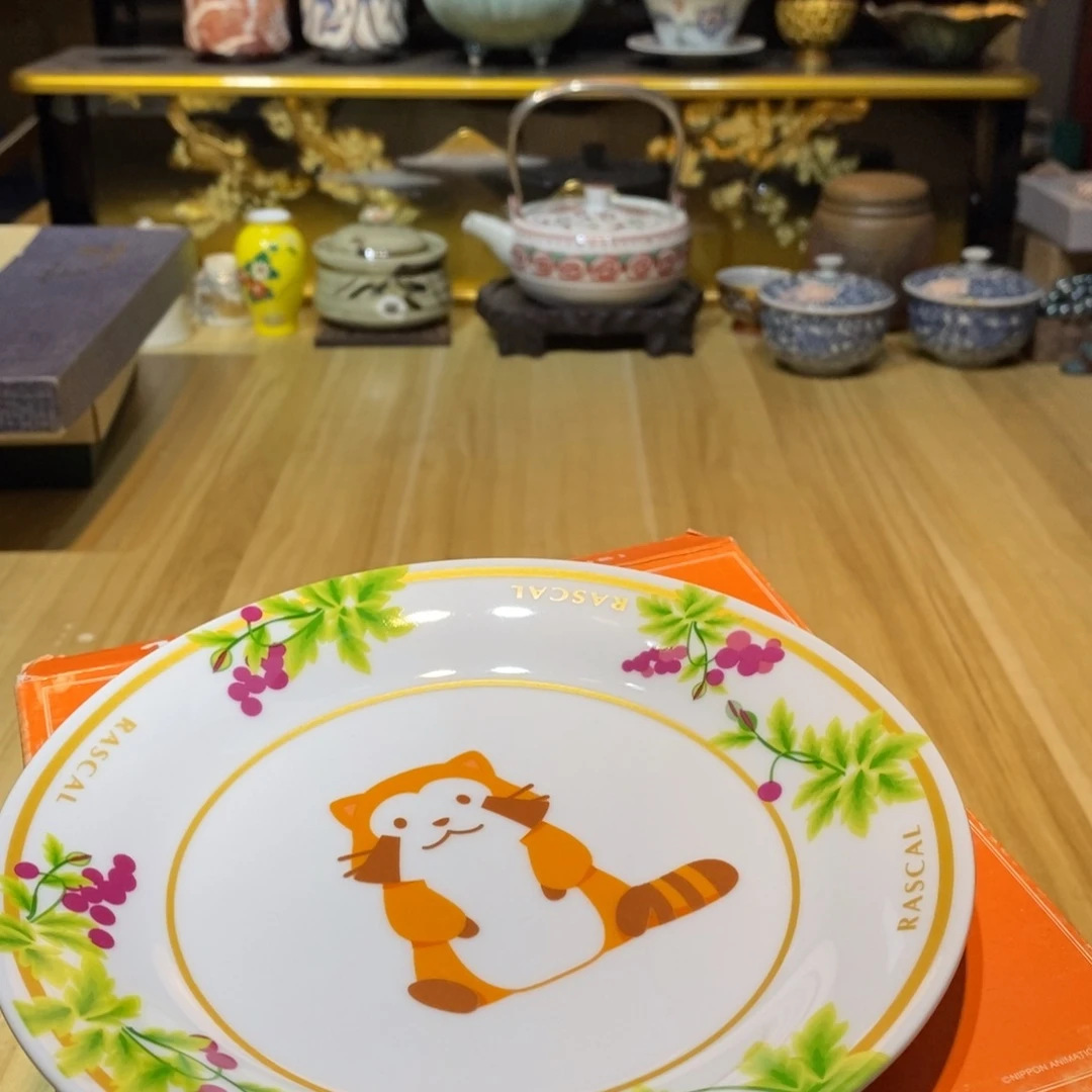 深*易雅集工艺品有限公司